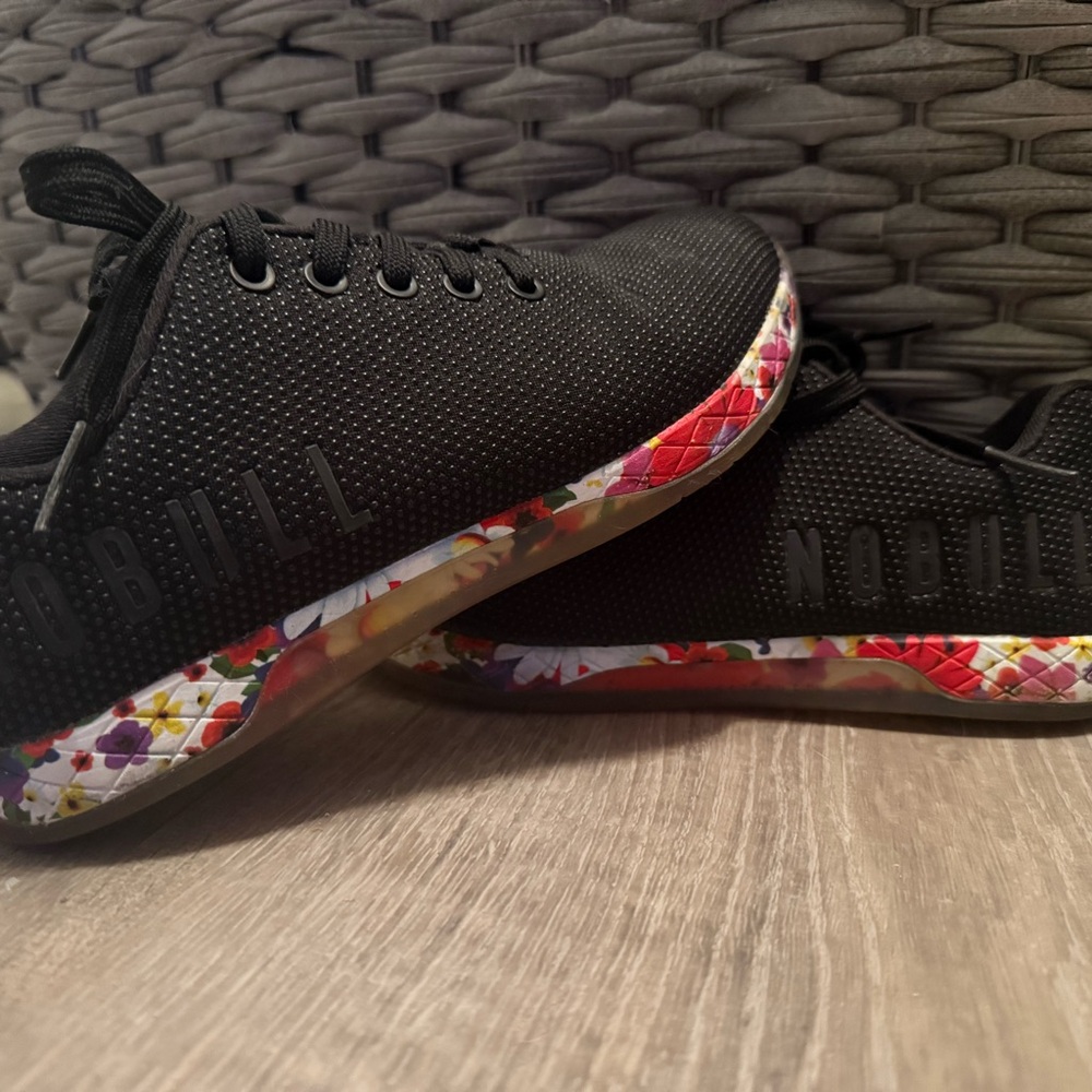 NOBULL Women's Black with Floral Sole Athletic Shoes